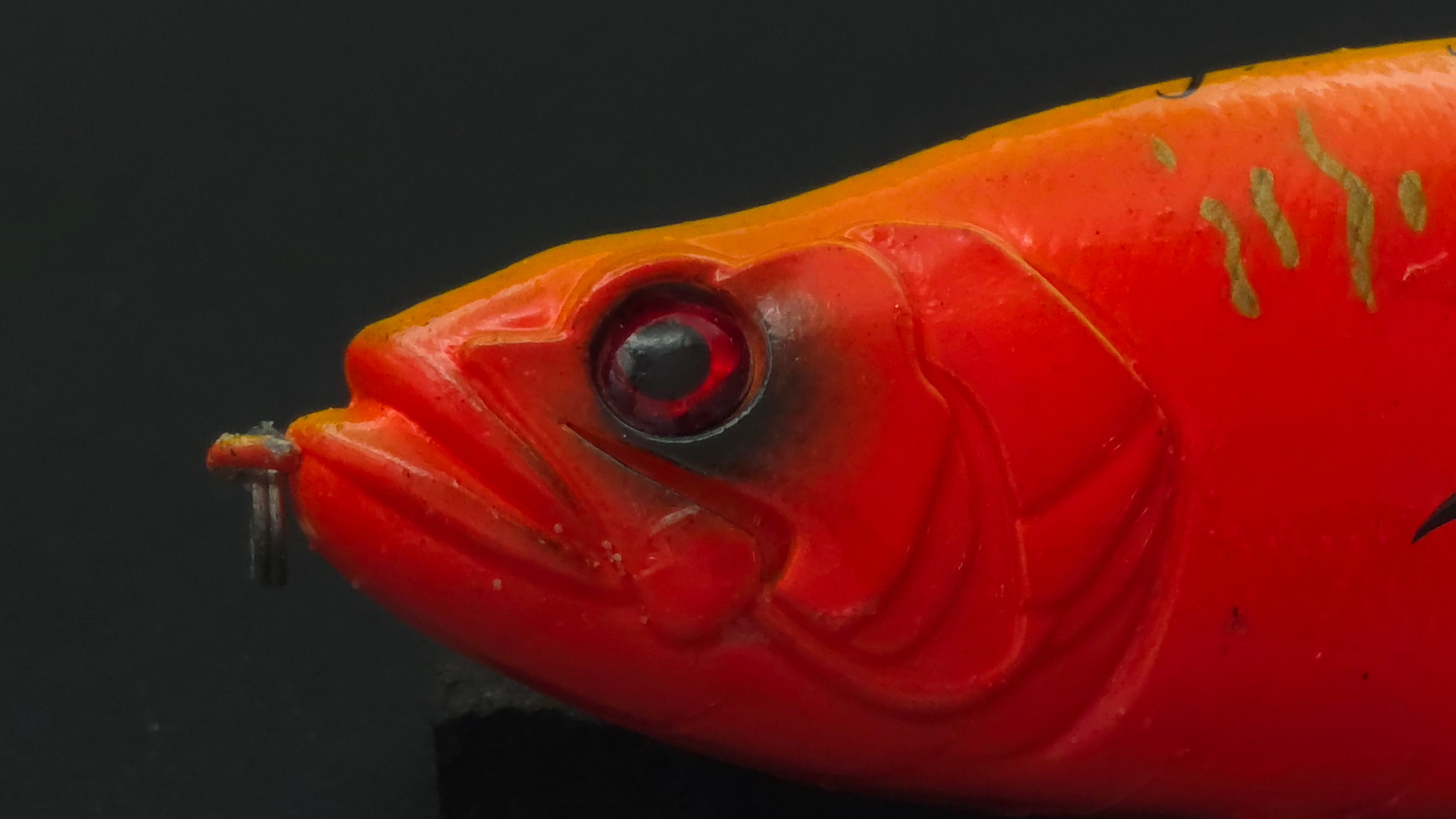 ELBKINGER UV Swimbait 135 – Toxic Inferno