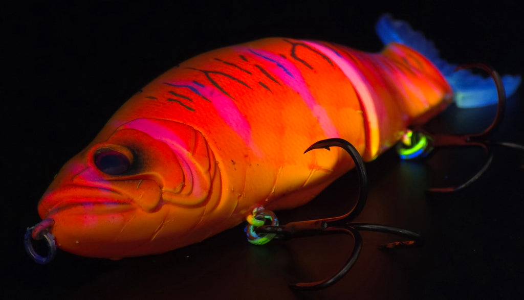 ELBKINGER UV Swimbait 135 – Toxic Inferno